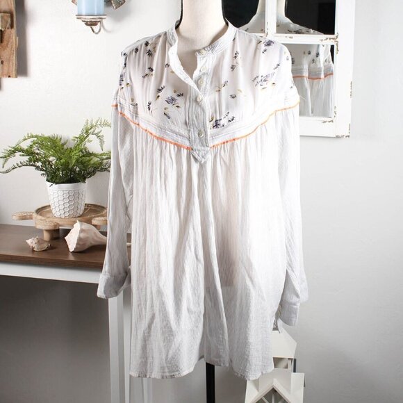 Free People Boho Top, Size Medium - Oversized - Picture 2 of 13